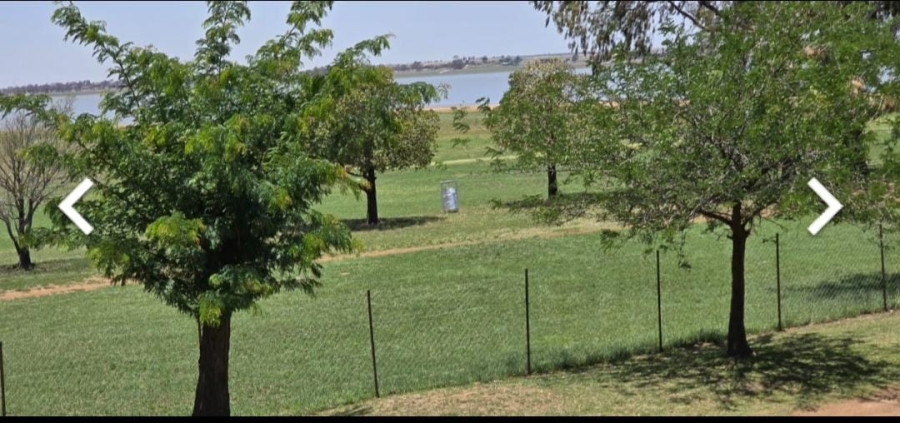 2 Bedroom Property for Sale in Deneysville Free State